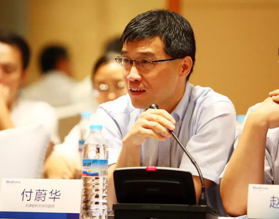 「边看边说」医者仁心情暖万家──记天津医科大学总医院普通外科主任医师、教授付蔚华