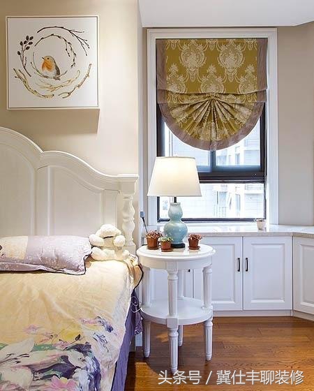 156㎡四居，现代美式风格，沙发墙用“护墙板+乳胶漆”，真漂亮