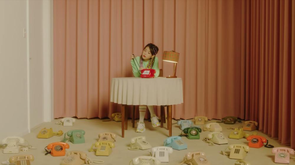 iu李知恩mvyellow,iu李知恩金泰亨mv解说