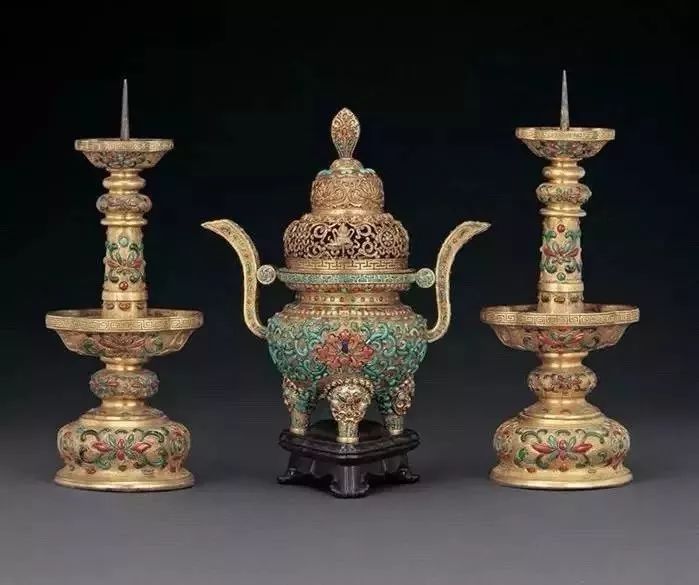 景泰蓝施华洛世奇,施华洛世奇黄金和玛瑙哪个好