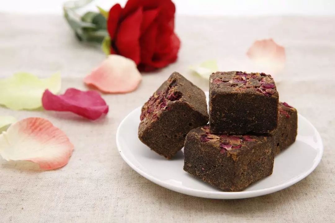 其貌不扬却富含抗氧化剂，黑糖身份大反转