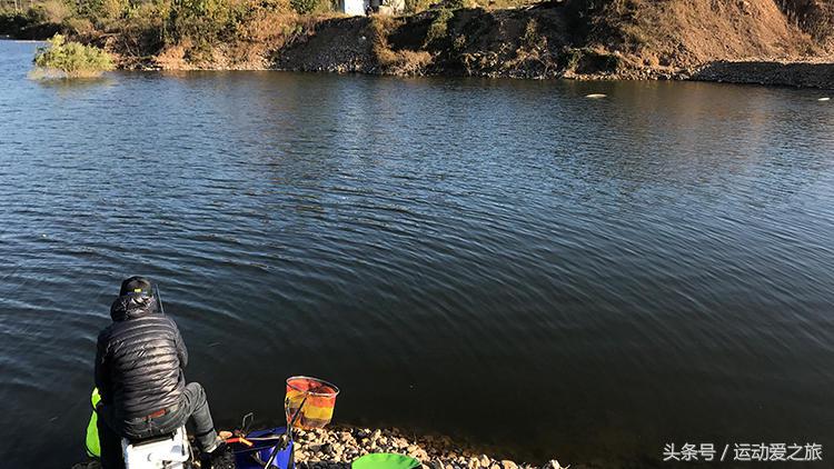 冬季鲫鱼开口的正确方法,水温低于15度鲫鱼好钓吗