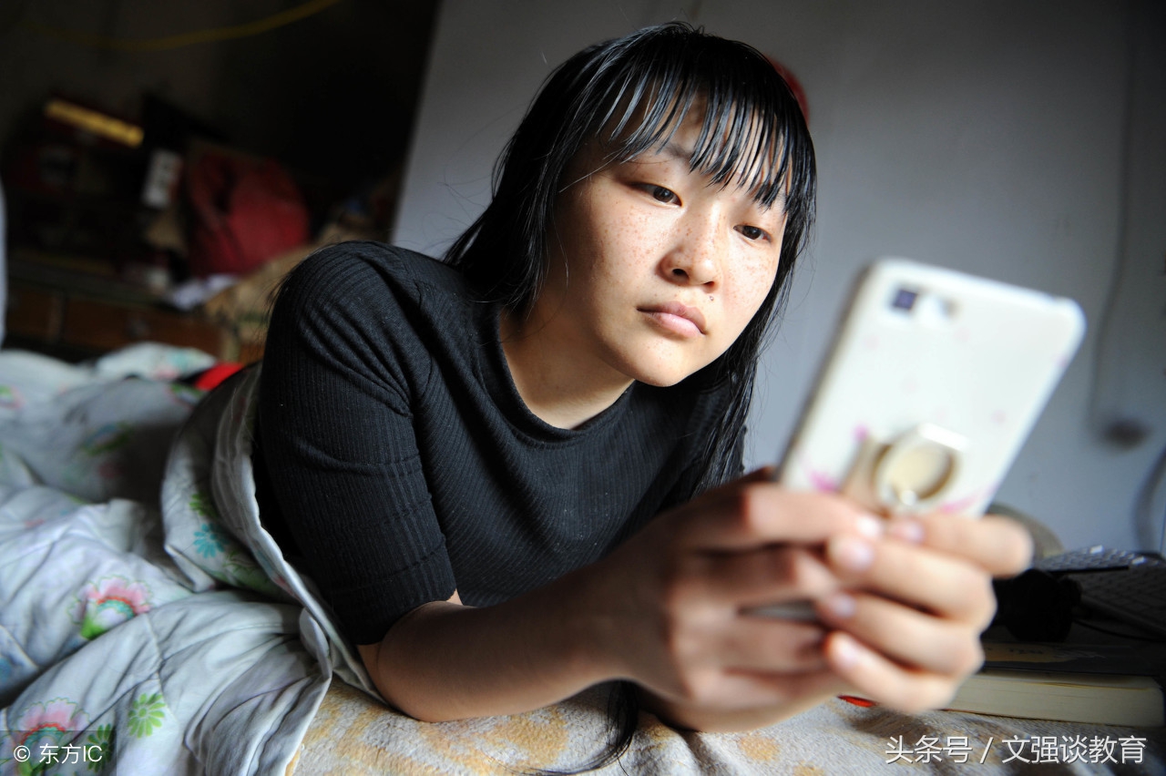 高中情侣开房告诉我们：女儿需要底线教育，儿子需要阳光教育！