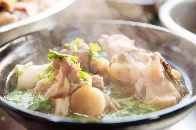 美食超多的江南旅游城市,江南古镇美食推荐