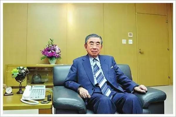 人均年利过百万，它是怎么称霸全球便利店零售的？