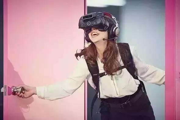 哆啦a梦任意门制作哪一集,哆啦a梦在门上打洞