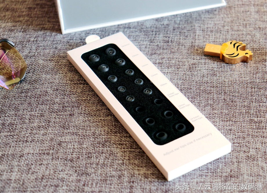 1more颈挂式蓝牙耳机推荐,红点奖获奖耳机