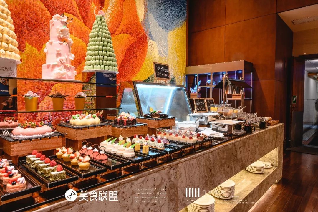 走进蒙古包吃烤羊美食,昆明必吃烤全羊好去处