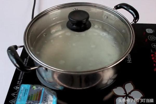 煮稀饭往外溢怎么办,煮稀饭怎么样才能不溢锅
