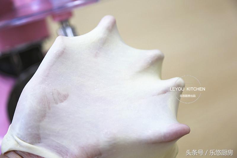 在家也可以轻松做蓬松暄软的面包,买回来的面包怎么做简单好吃