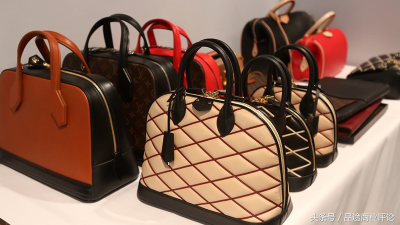 双十一之前京东和阿里都加码了奢侈品电商，奢侈品机会来临？
