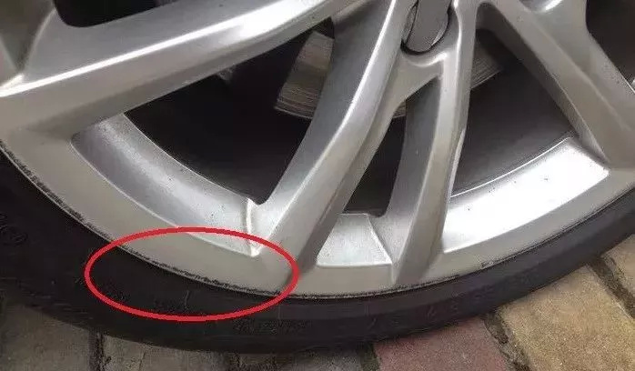 轮毂开裂修复后会抖动吗,轮毂开裂必须换原厂的吗