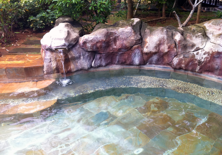 上海泡温泉一日游攻略,江浙沪冬季适合泡温泉旅游攻略