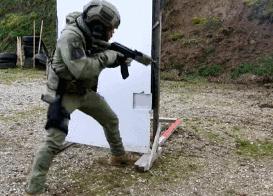 看起来很炫酷的盘玩手法,超级炫酷的换弹方式