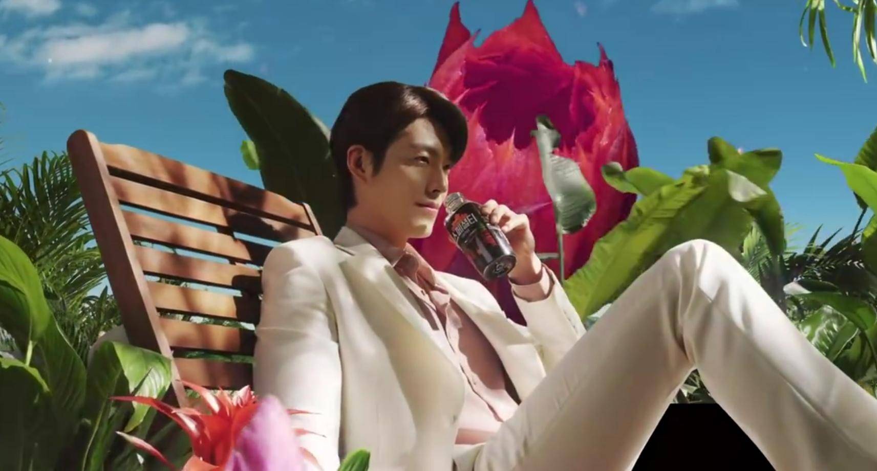 金宇彬帅气视频,金宇彬少年感帅照视频