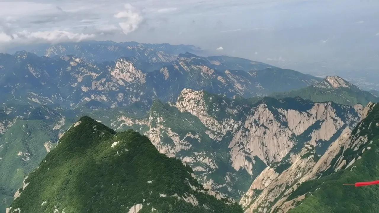 爬华山几小时能登顶,首次登顶华山之巅