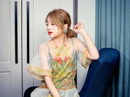 大牌的“嫡骨肉”，副线的“买得起”