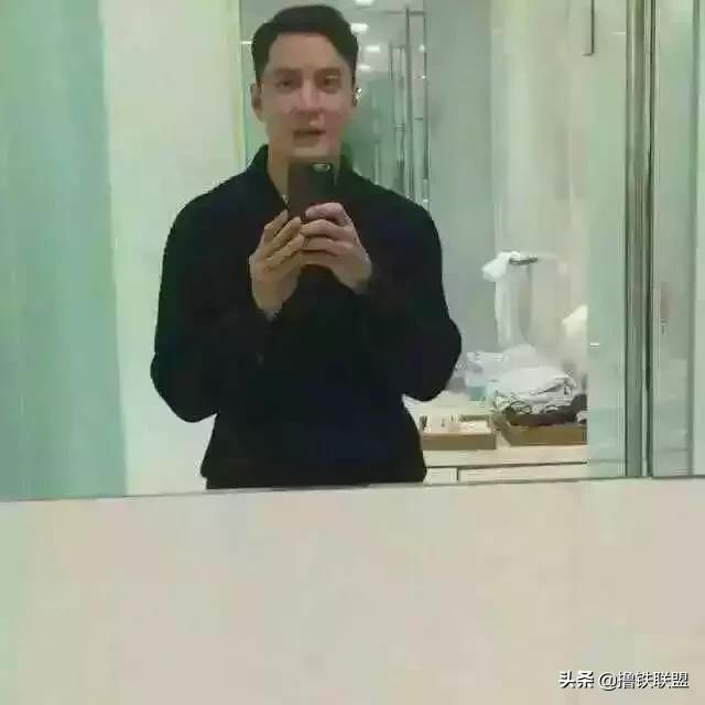 吴彦祖和赵本山越来越像,吴彦祖和赵本山