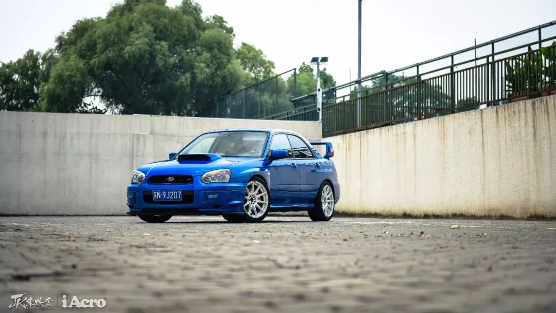 斯巴鲁翼豹2.0r三厢还值得吗,斯巴鲁翼豹gti