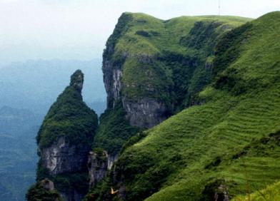 龙山十八湾,龙山八面山洞