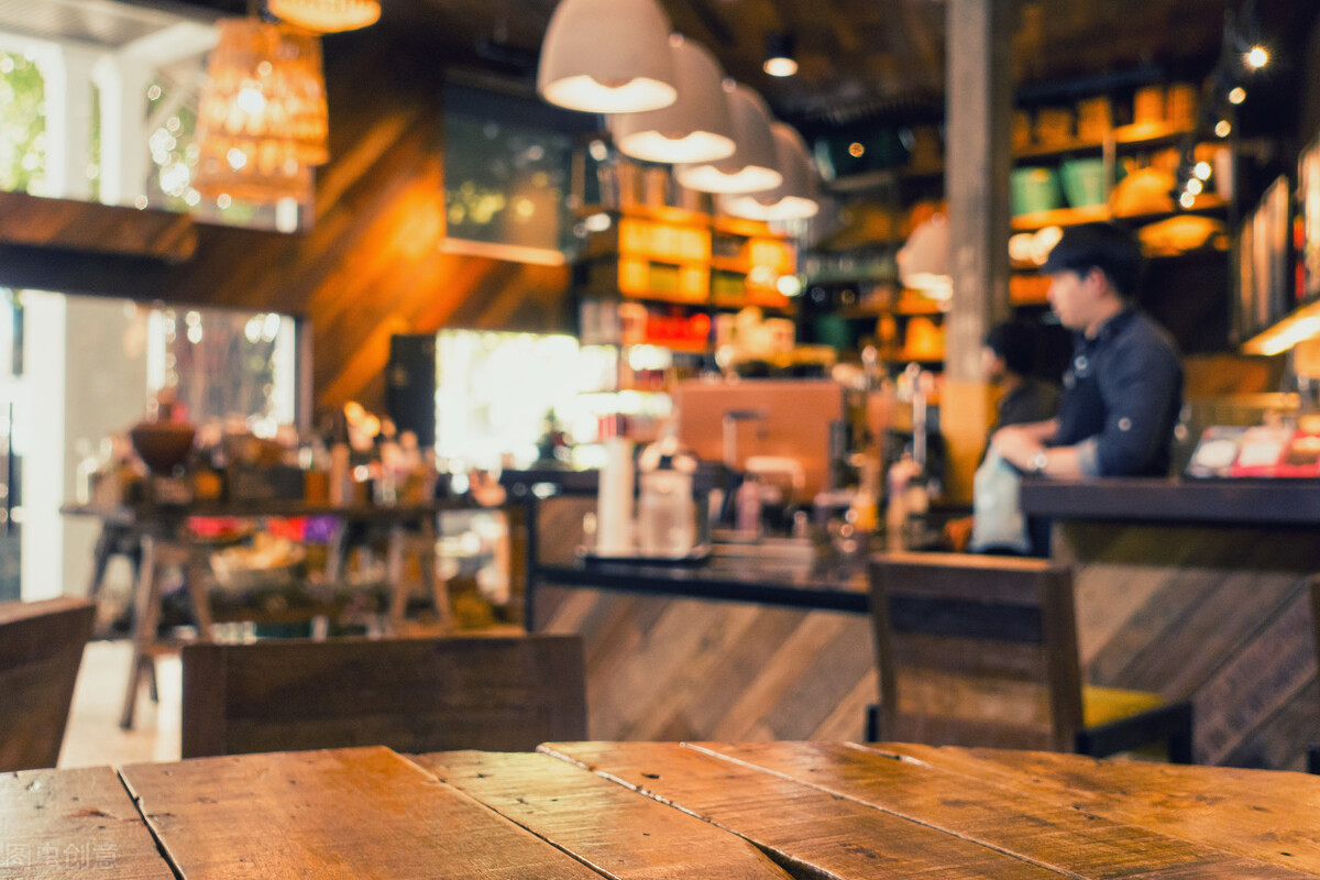 云南一家可以看到雪山的咖啡店,云南伴山咖啡馆