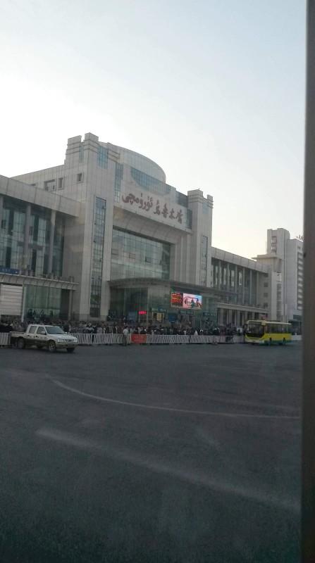 带上UL从狼塔C回家