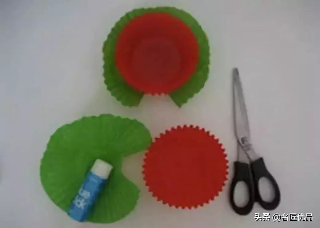 手工做小钓鱼竿玩具,怎么做钓鱼小玩具