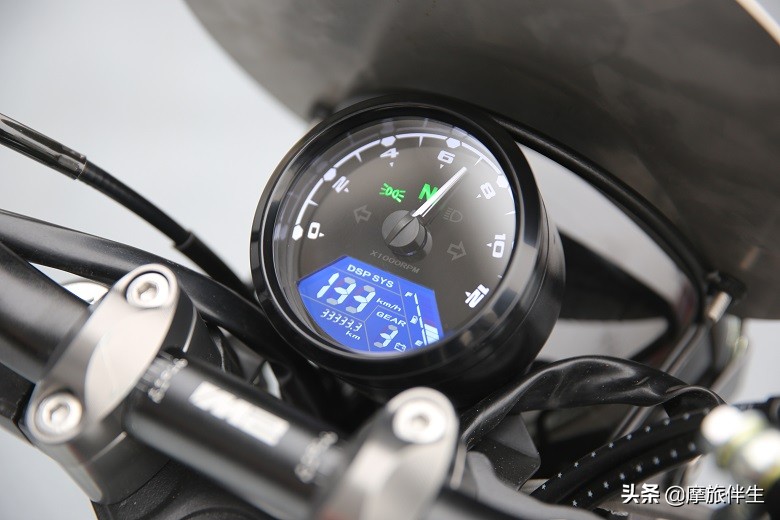 凌志阿瑞斯250复古机车价格,阿瑞斯250低配和顶配区别