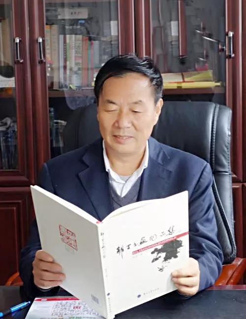 藏在小县城里的大书法家，他所写的楷书中堂，字字精湛神采飘逸