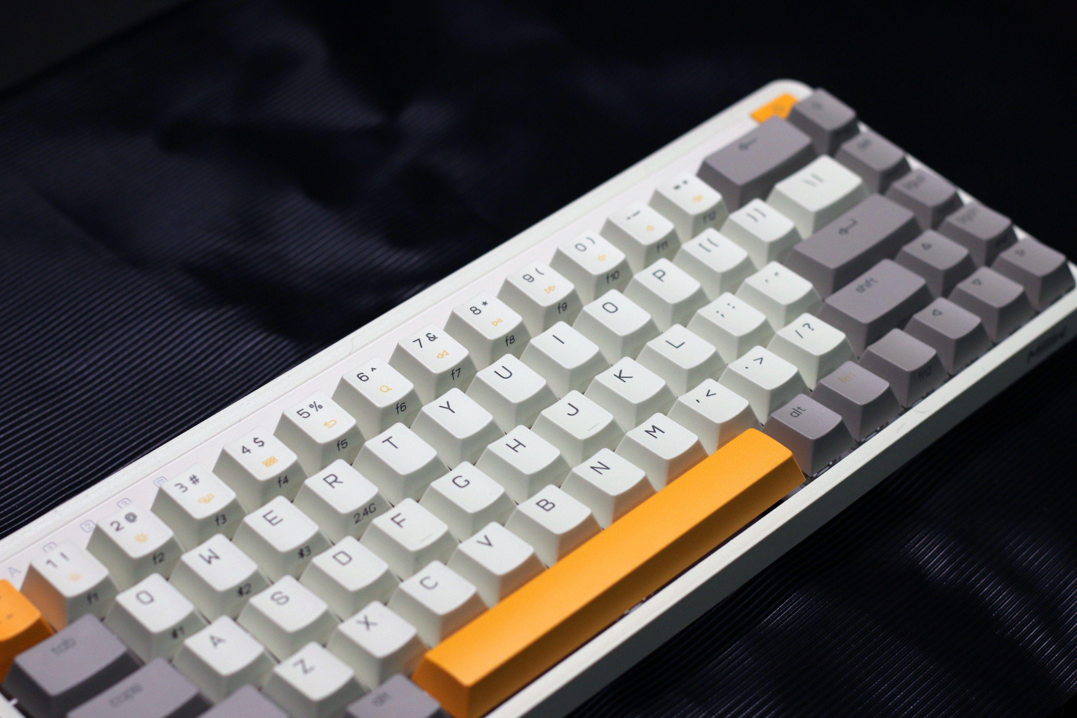 性能颜值键盘,超高颜值三模键盘