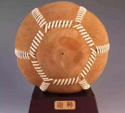 蹴鞠和足球历史区别图片,蹴鞠和足球历史演变和玩法