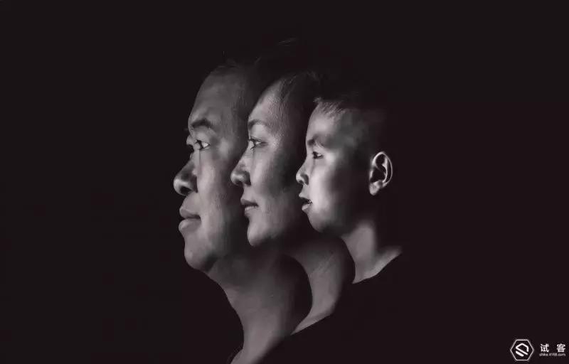 一家五口新春全家福拍照姿势大全,横向新春全家福照片模板直接套用