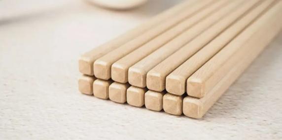 单月卖出10000双！用东北大米稻壳做的筷子，一冲即净还不易发霉