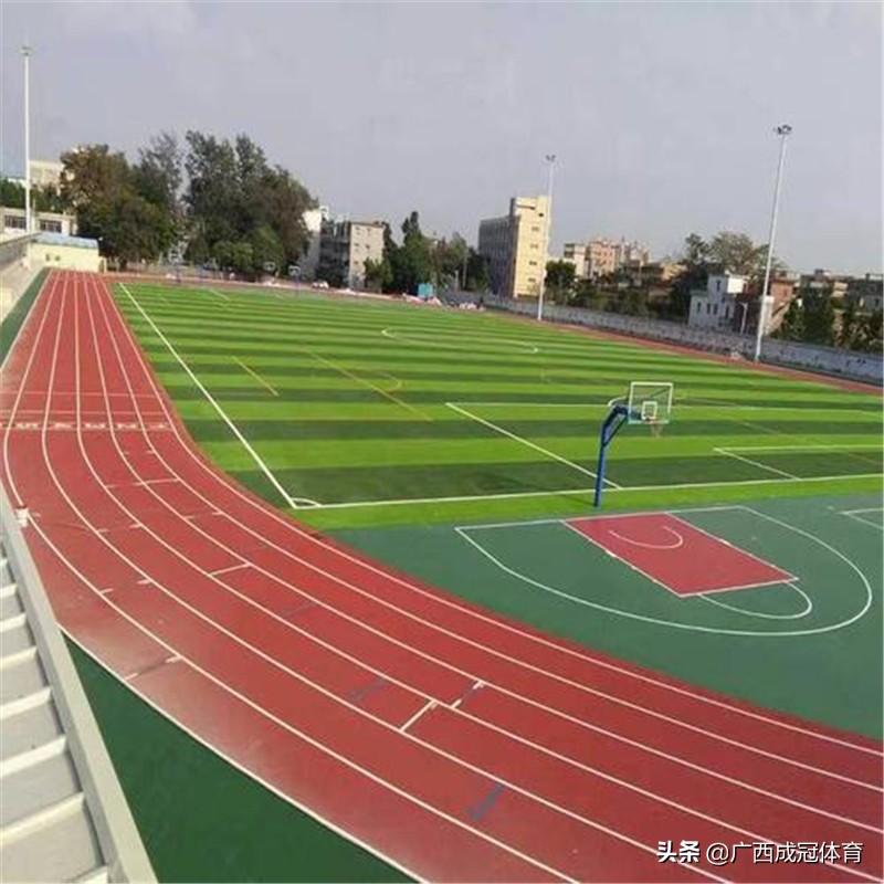 假草皮有甲醛吗,假草皮和真草皮区别