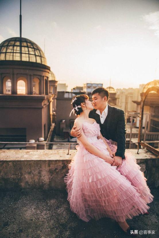 不一样的花式情侣照pose,教你情侣拍照怎么低调秀恩爱