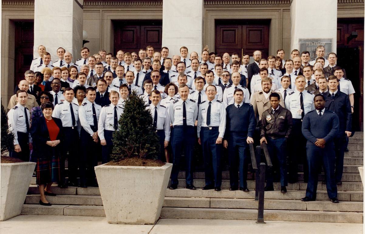 美国国防界最具影响力的大咖之一——大卫·德普图拉