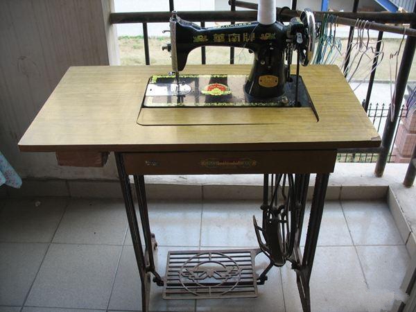 普通废旧缝纫机回收能卖多少钱,旧的农村缝纫机今年能卖多少钱呀