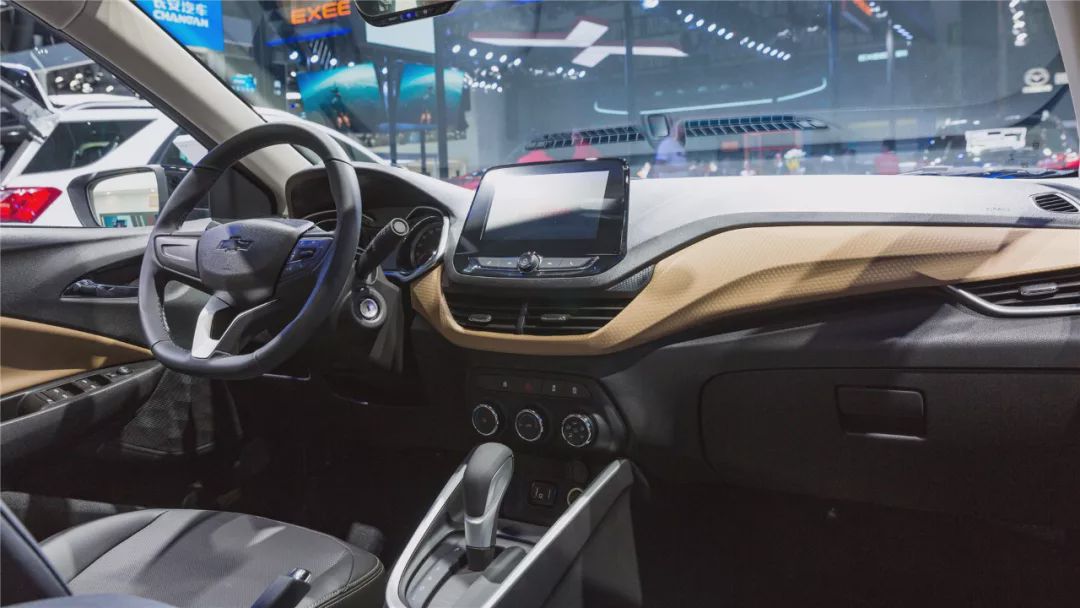 五年的雪佛兰科沃兹还能卖多少钱,雪佛兰科沃兹大概卖了多少辆车