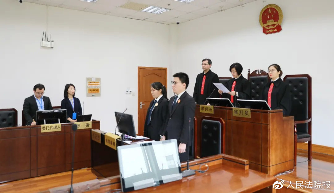 NewBalance为N与NEW•BARLUN“扭打”上法庭,一审获赔1080万