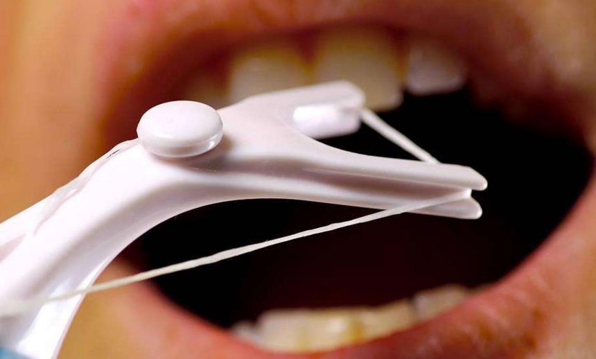 口腔护理牙缝清洁,牙缝清洁是每个牙缝都要清洁吗