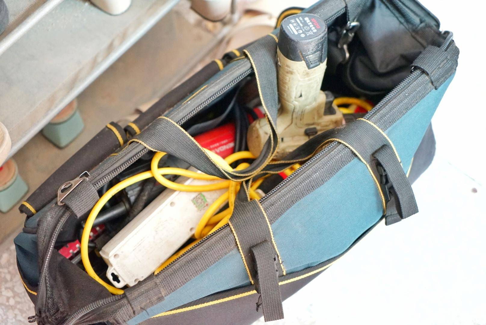 小米智能门锁e家和1s哪个值得入手,小米智能门锁e与青春版的区别