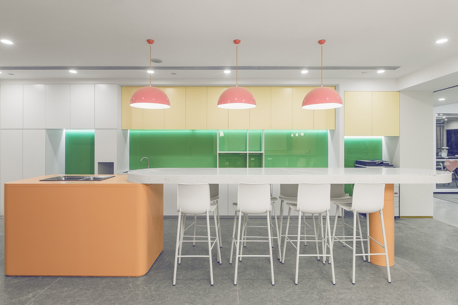 打造电商孵化基地,打造新型电商产业平台基地