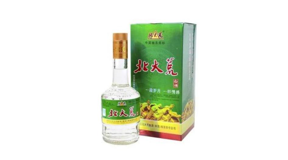 六款真正的纯粮白酒,因包装丑被嫌弃的三大国货