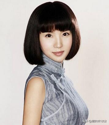 旗袍的发型搭配鱼骨辫,搭配儿童旗袍的发型