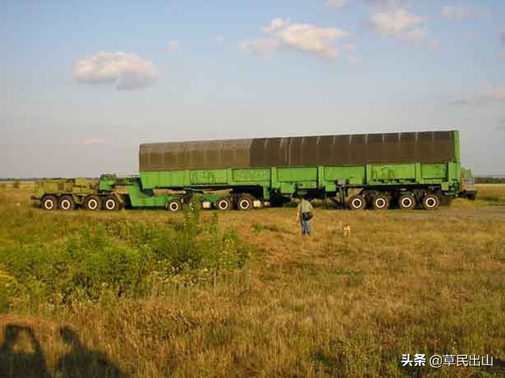 寻找男人的世界——再次追忆红色帝国的*力暴**美学之六