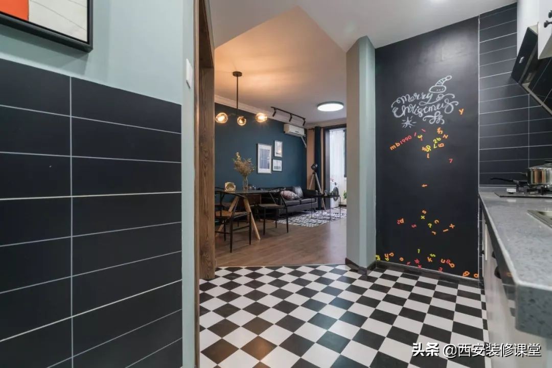 入户直对客厅怎样装修,入户门直对客厅窗户如何装修