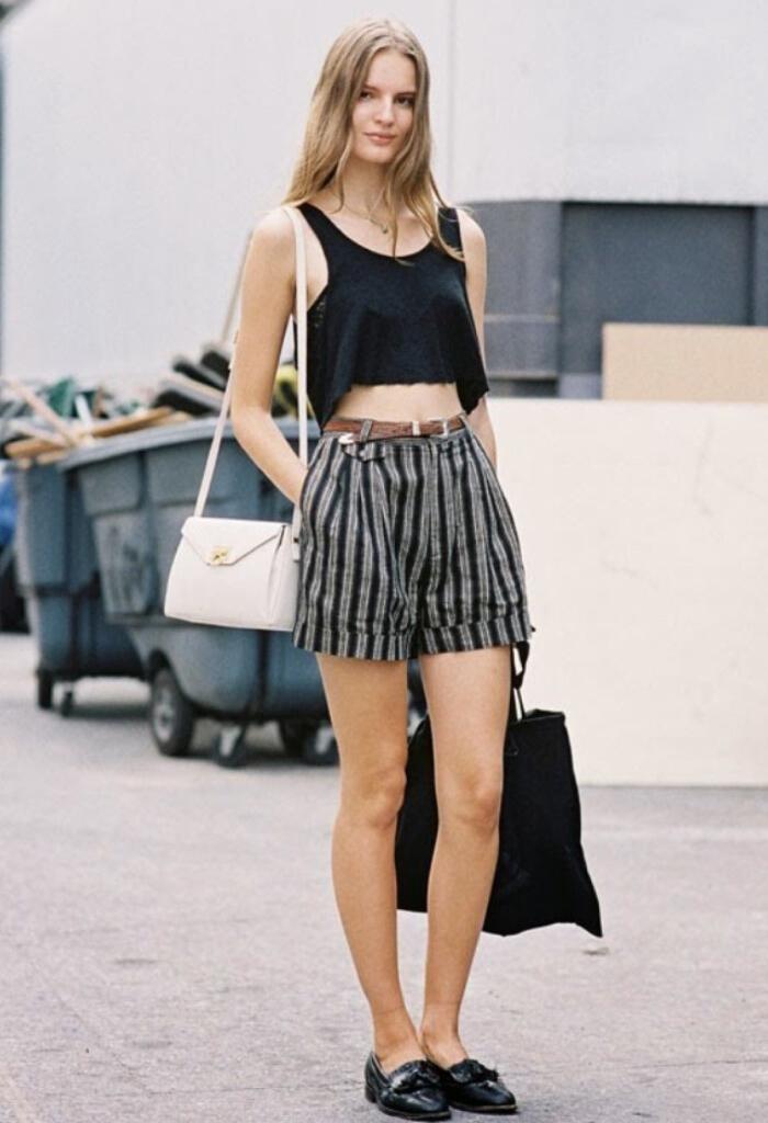 有小肚腩的小个子女生夏季怎么穿,适合有小肚腩的短上衣