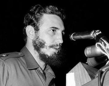 卡斯特罗曝光照片,卡斯特罗拍摄视频