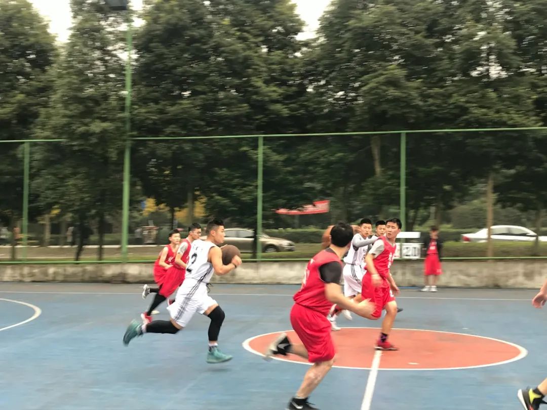 成都东软学院青城山下,东软青城山校区