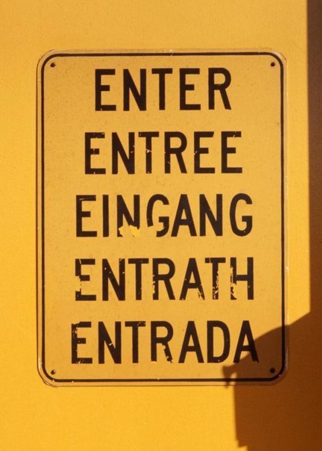 当别人和你说不好意思怎么回英语,当别人和你说不好意思怎么回